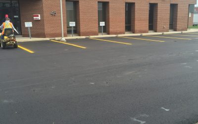 Signs that Your Commercial Parking Lot Needs To Be Repaved