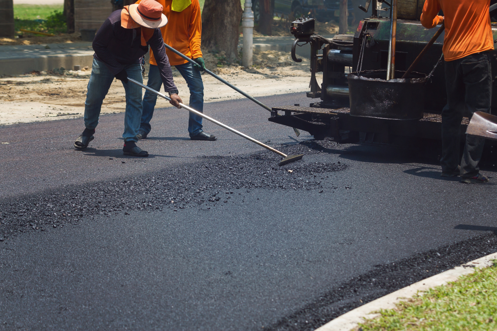 Tips to Best Maintain Your Asphalt Driveway